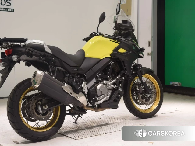 Проданный Suzuki V-STROM 650 XT 2018 из Японии, фото 2