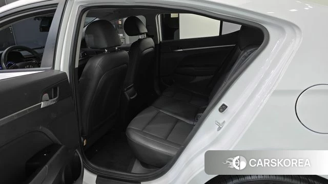 Hyundai The New Avante AD id 4429912 из Кореи 18