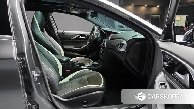 Infiniti Q30 id 4530438 из Кореи 18