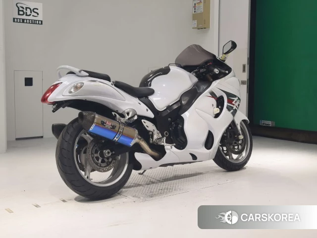 Проданный Suzuki GSX1300R HAYABUSA 2012 из Японии, фото 2