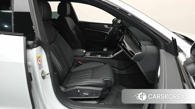Audi A7 (4K) id 4456115 из Кореи 18