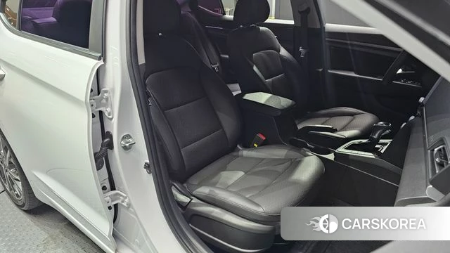 Hyundai The New Avante AD id 4543131 из Кореи 18