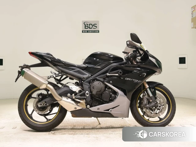 Triumph DAYTONA 675 id 3946652 из Японии 18