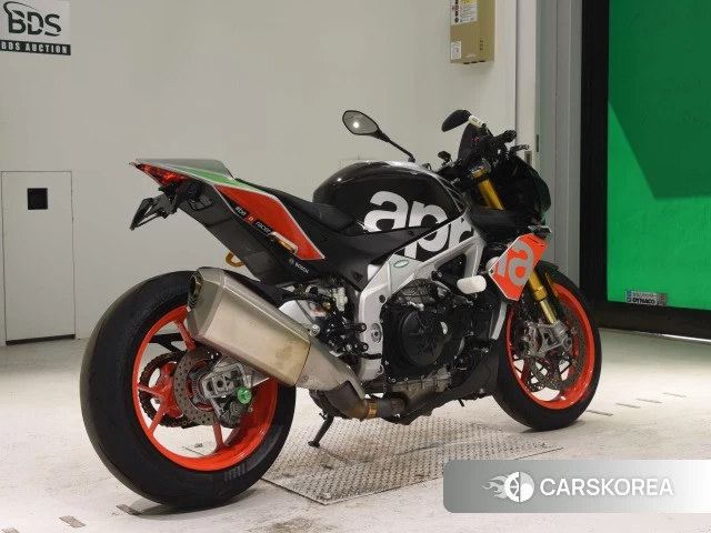 Проданный Aprilia TUONO V4 1100 FACTORY 2017 из Японии, фото 2