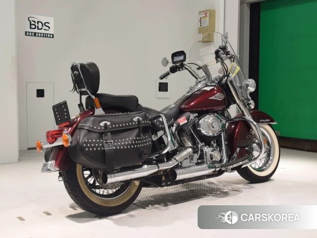 Проданный Harley-Davidson Heritage Softail Classic FLSTC1580 2014 из Японии, фото 2