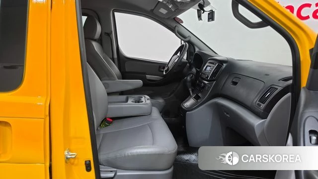 Hyundai The New Grand Starex id 4907699 из Кореи 18
