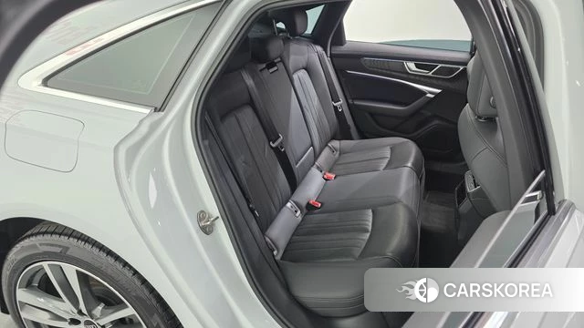 Audi A6 (C8) id 4444776 из Кореи 18
