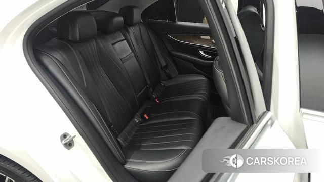 Mercedes-Benz E-Class W213 id 4717574 из Кореи 18