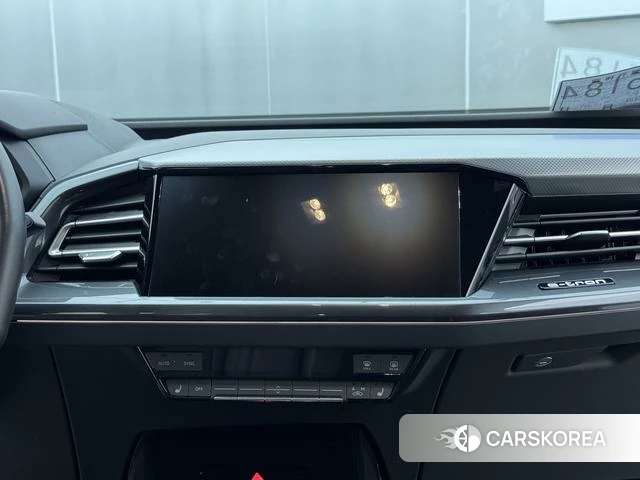 Audi Q5 e-tron id 4301169 из Китая 18