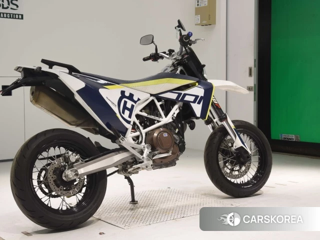 Проданный Husqvarna 701 SUPERMOTO 2016 из Японии