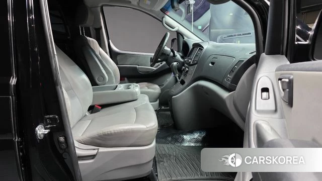 Hyundai The New Grand Starex id 4446939 из Кореи 18