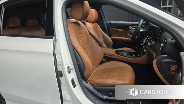 Mercedes-Benz E-Class W213 id 4619350 из Кореи 18