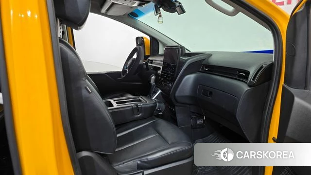 Hyundai Staria id 4540908 из Кореи 18