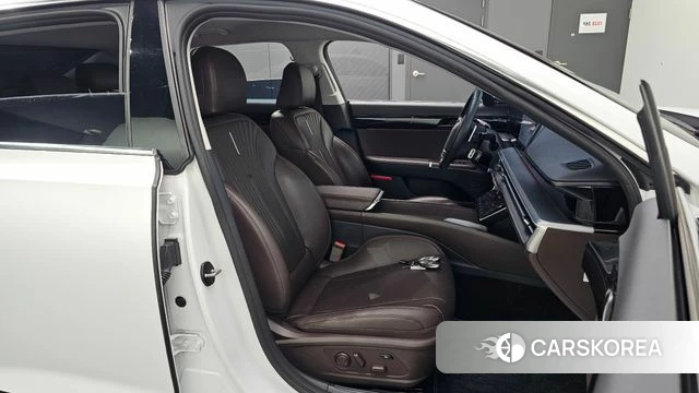Hyundai Grandeur Hybrid (GN7) id 4880370 из Кореи 18