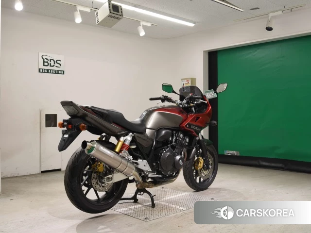 Проданный Honda CB400SF BOLDOR ABS 2017 из Японии, фото 2