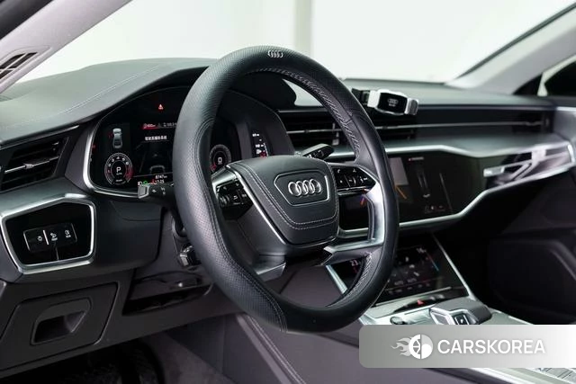 Audi A7L id 4291268 из Китая 18
