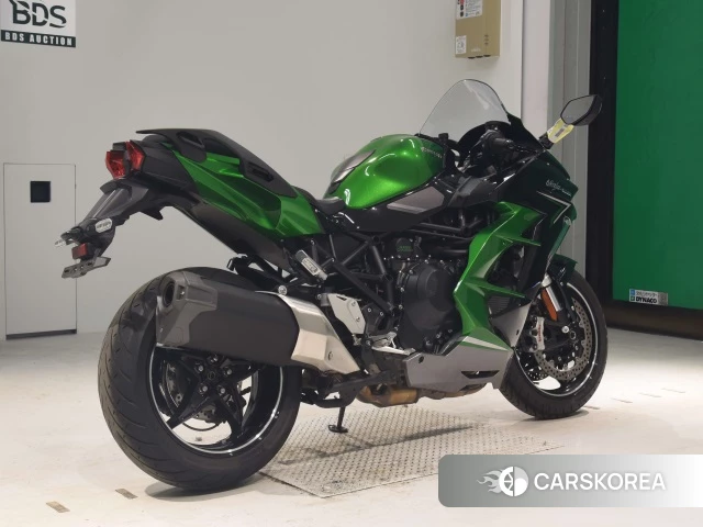 Проданный Kawasaki NINJA H2 SX SE 2023 из Японии, фото 2