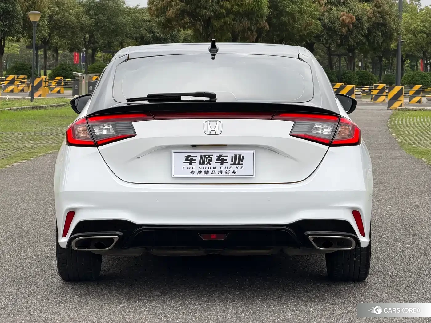 Honda Integra id 4680655 из Китая 18