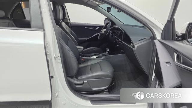 Kia Di Ol Nu Niro id 4936124 из Кореи 18
