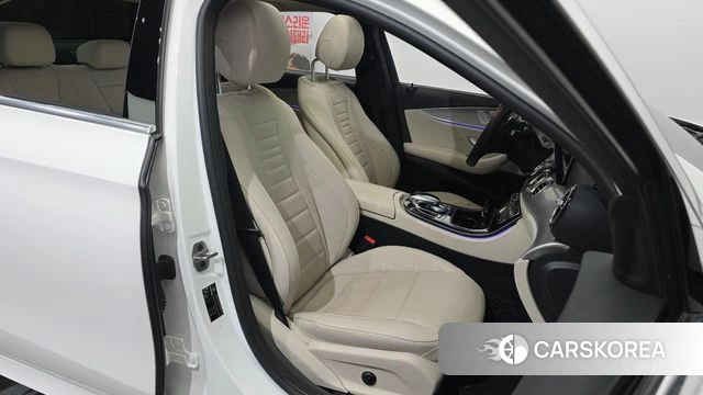 Mercedes-Benz E-Class W213 id 4632630 из Кореи 18