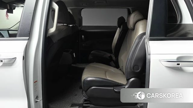 Kia The New Carnival 4th Generation id 4635198 из Кореи 18