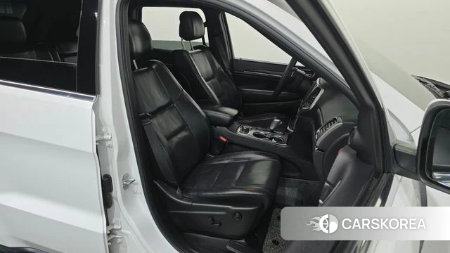 Jeep Grand Cherokee id 4717950 из Кореи 18