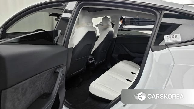 Tesla Model Y id 4315625 из Кореи 18
