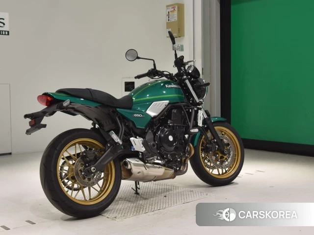 Проданный Kawasaki Z650RS 2023 из Японии, фото 2