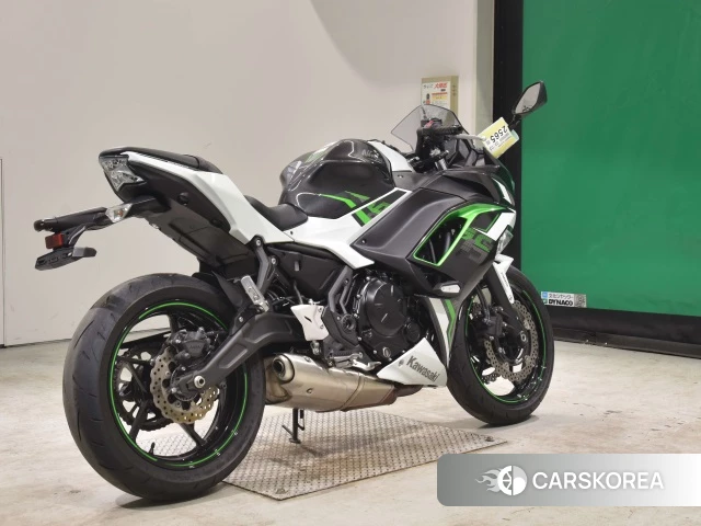 Проданный Kawasaki NINJA 650 ABS id 4165447 из Японии, фото 2