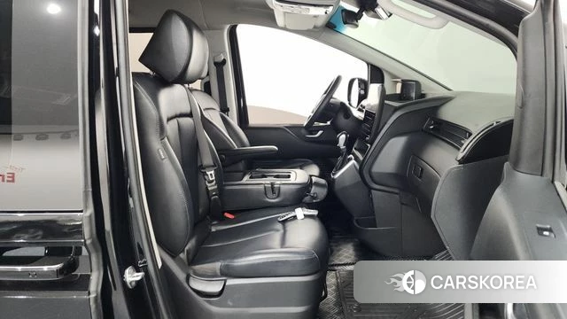 Hyundai Staria id 4201870 из Кореи 18