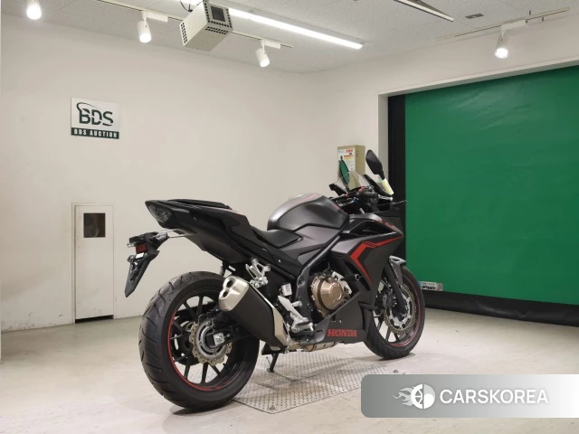 Проданный Honda CBR400R 2021 из Японии, фото 2