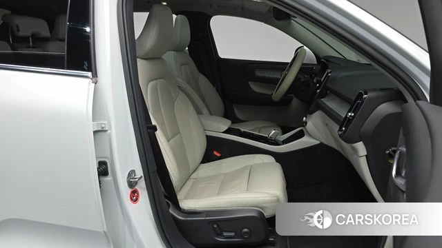 Volvo XC40 id 4337549 из Кореи 18