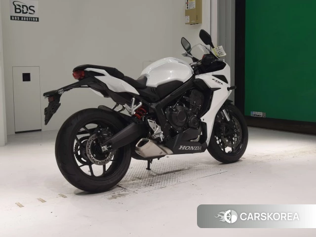 Проданный Honda CBR650R 2023 из Японии, фото 2