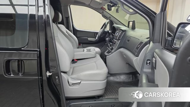 Hyundai The New Grand Starex id 4384026 из Кореи 18