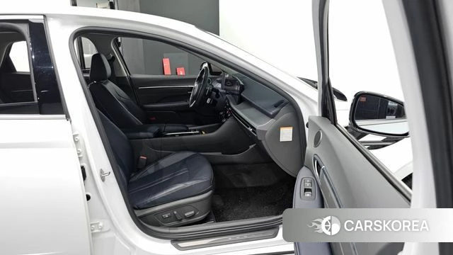 Hyundai Sonata D Edge Hybrid (DN8) id 4880196 из Кореи 18