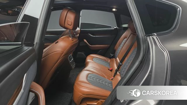 Maserati Levante id 4698919 из Кореи 18