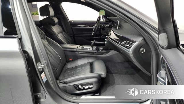 BMW 7 Series (G11) id 4652327 из Кореи 18