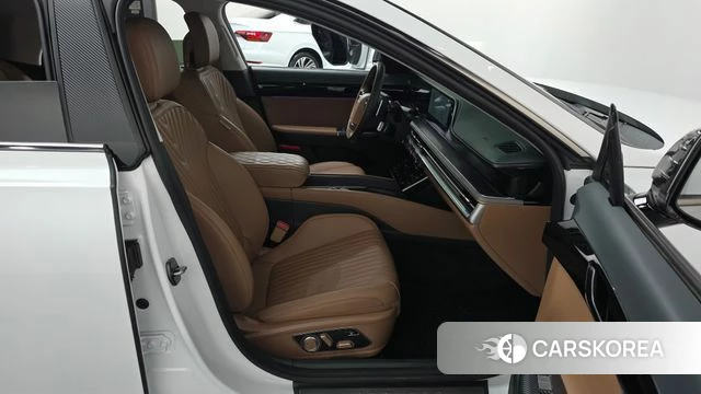 Hyundai Grandeur (GN7) id 4649692 из Кореи 18