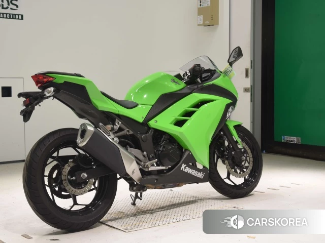 Проданный Kawasaki NINJA 250 2015 из Японии