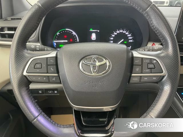 Toyota Saina id 4348795 из Китая 18