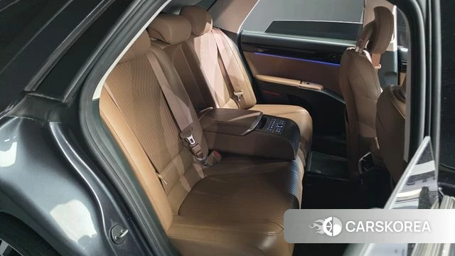 Hyundai Grandeur (GN7) id 4395451 из Кореи 18