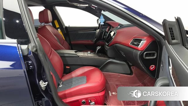 Maserati Ghibli id 4775172 из Кореи 18