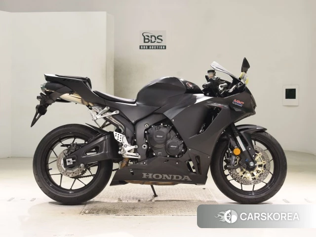 Проданный Honda CBR600RR id 4016309 из Японии, фото 18