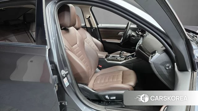 BMW 3 Series (G20) id 4666275 из Кореи 18