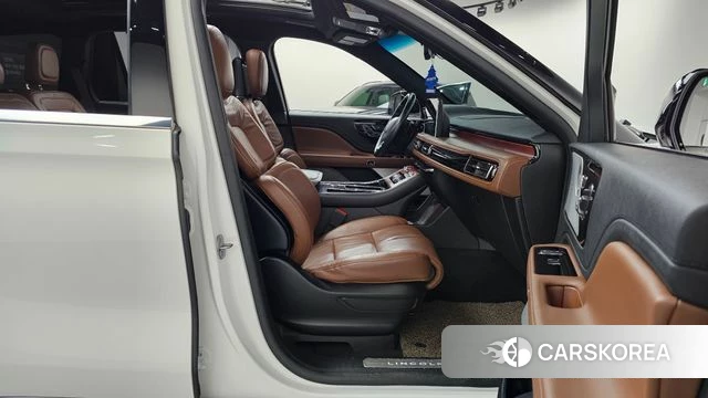 Lincoln Aviator 2nd generation id 4591215 из Кореи 18