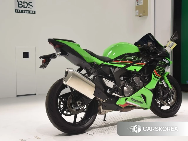 Проданный Kawasaki ZX-6R NINJA ABS 2022 из Японии, фото 2