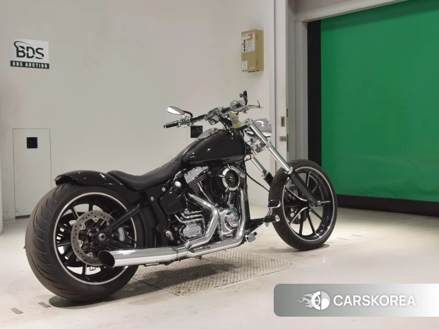Проданный Harley-Davidson Softail Breakout FXSB1690 2016 из Японии, фото 2