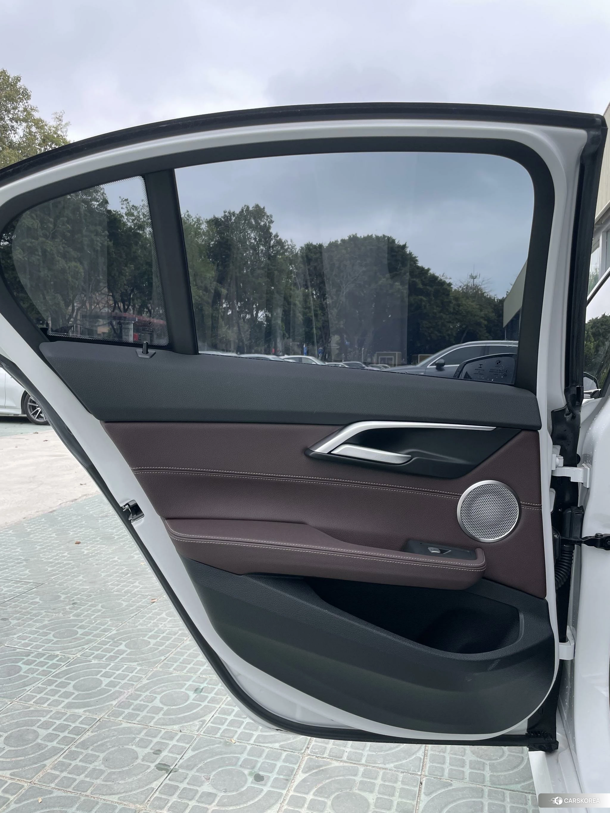 BMW 1 series id 4455217 из Китая 18