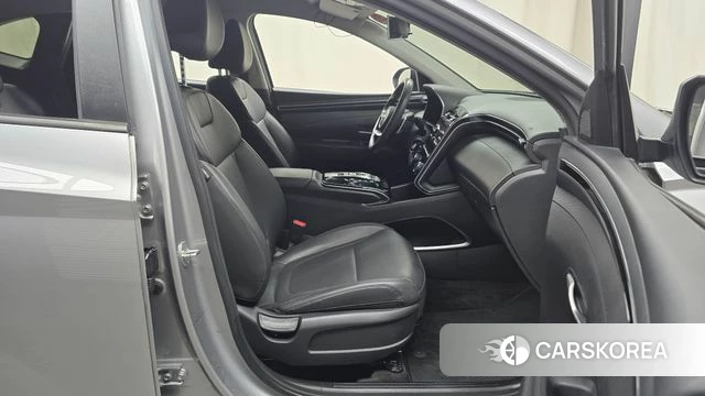 Hyundai Tucson (NX4) id 4561824 из Кореи 18