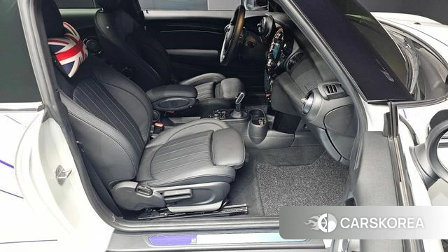 Mini Cooper S id 4442299 из Кореи 18